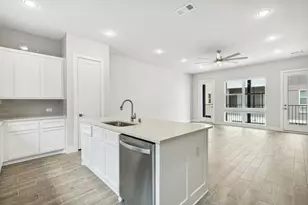 2468 Carmelita St, Dallas, TX 75212 - Photo 7