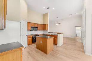 111 Midcrest Dr, Irving, TX 75063 - Photo 7