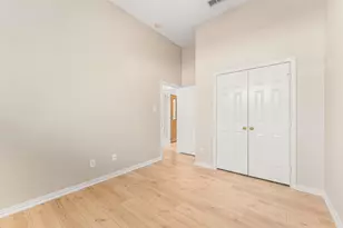 111 Midcrest Dr, Irving, TX 75063 - Photo 19