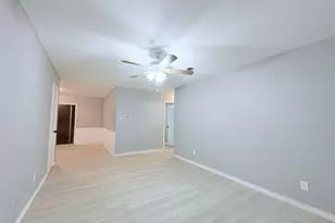 1511 Laurel Ln, Plano, TX 75074 - Photo 3