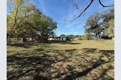 614 N Main Street, Springtown, TX 76082 - Photo 5