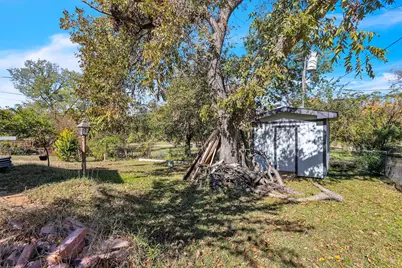 709 Valley View Drive, Arlington, TX 76010 - Photo 19