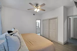 5619 Preston Oaks Rd, Dallas, TX 75254 - Photo 17