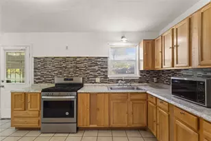 4805 Ira St, Haltom City, TX 76117 - Photo 7