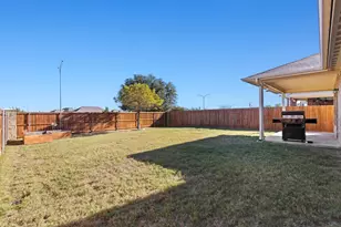 6020 Shiner Dr, Fort Worth, TX 76179 - Photo 15