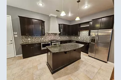 8627 Calvin Road, Irving, TX 75063 - Photo 9