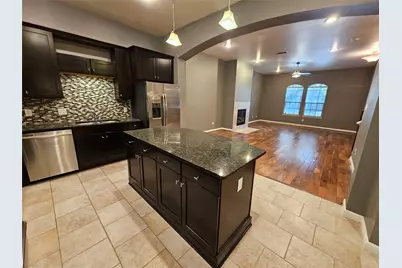 8627 Calvin Road, Irving, TX 75063 - Photo 11