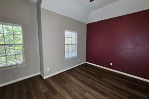 8627 Calvin Rd, Irving, TX 75063 - Photo 19