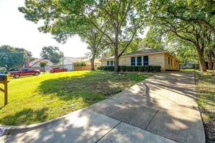 5306 Oak Brook Rd, Arlington, TX 76016 - Photo 3