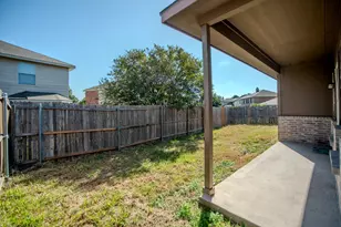2049 Meadow View Dr, Princeton, TX 75407 - Photo 25