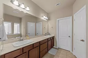 720 Sundrop Dr, Little Elm, TX 75068 - Photo 17