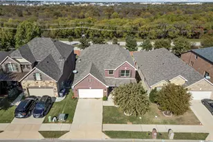 720 Sundrop Dr, Little Elm, TX 75068 - Photo 29