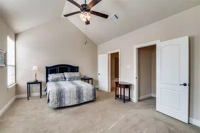 4268 Riverview Drive, Carrollton, TX 75010 - Photo 11