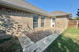 1003 Dawn Ct, Granbury, TX 76048 - Photo 25