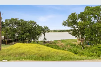 4547 N Shore Drive, The Colony, TX 75056 - Photo 5