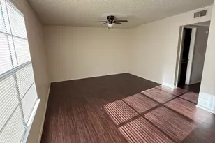 1713 Short St, Cleburne, TX 76033 - Photo 1
