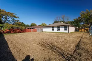 2135 Vine Ln, Dallas, TX 75217 - Photo 3