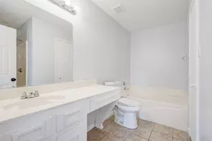 2135 Vine Ln, Dallas, TX 75217 - Photo 9