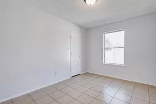 2135 Vine Ln, Dallas, TX 75217 - Photo 13