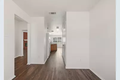 1542 Sunny Meadow Road, Lancaster, TX 75134 - Photo 11