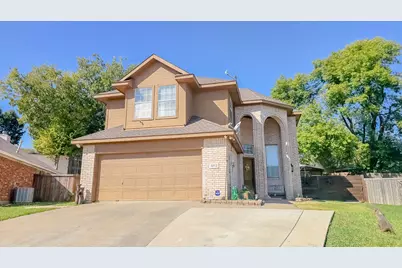 1812 Haley Circle, Carrollton, TX 75006 - Photo 1