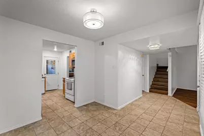 812 Creekside Drive, Lewisville, TX 75067 - Photo 11