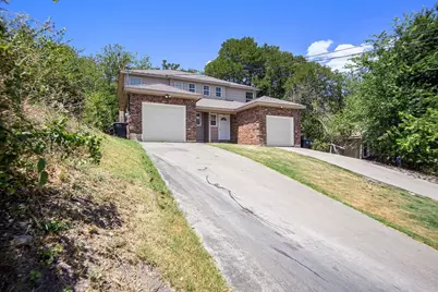 2621 Lee Avenue, Fort Worth, TX 76164 - Photo 1