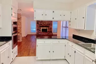 4914 Ledgestone Dr, Fort Worth, TX 76132 - Photo 5