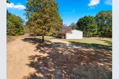 170 Pr 52423, Leesburg, TX 75451 - Photo 15