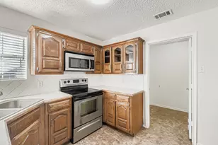 305 Bryan Pl, Cedar Hill, TX 75104 - Photo 9