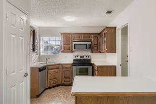 305 Bryan Pl, Cedar Hill, TX 75104 - Photo 13