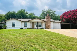 109 NE Cindy Ln, Burleson, TX 76028 - Photo 1