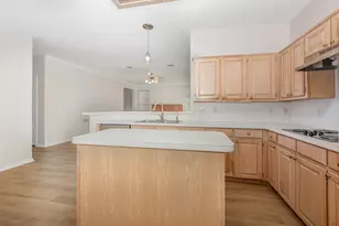 964 Camden Dr, Lewisville, TX 75067 - Photo 7