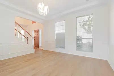 964 Camden Drive, Lewisville, TX 75067 - Photo 3