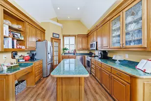 503 Port O Call Dr, Runaway Bay, TX 76426 - Photo 9