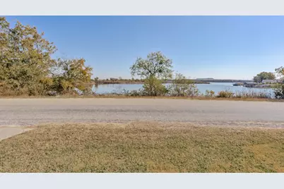 503 Port O Call Drive, Runaway Bay, TX 76426 - Photo 5