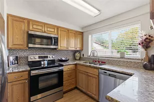 900 Meadowlark Dr, Mansfield, TX 76063 - Photo 11