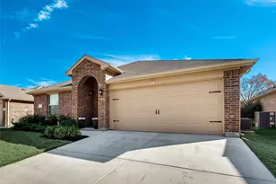 649 Clearbrook St, Azle, TX 76020 - Photo 3