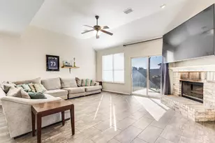 301 Turquoise Dr, Fort Worth, TX 76131 - Photo 15