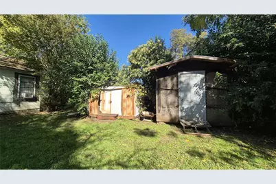 2838 Cherrywood Avenue, Dallas, TX 75235 - Photo 17