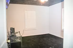 1318 S Ewing Ave, Dallas, TX 75216 - Photo 9