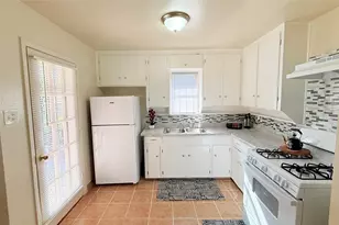 1560 Danube Dr, Dallas, TX 75216 - Photo 13