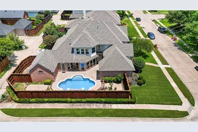 1807 Meadowcove Drive, Richardson, TX 75081 - Photo 3