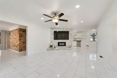 5710 Meadowick Lane, Dallas, TX 75227 - Photo 17