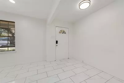 5710 Meadowick Lane, Dallas, TX 75227 - Photo 11