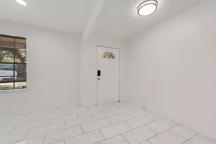 5710 Meadowick Ln, Dallas, TX 75227 - Photo 11