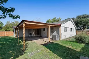 5710 Meadowick Ln, Dallas, TX 75227 - Photo 35