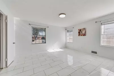 5710 Meadowick Lane, Dallas, TX 75227 - Photo 15