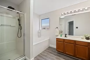 113 Adams Dr, Crowley, TX 76036 - Photo 15