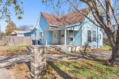 109 N Kouns Street, Cleburne, TX 76031 - Photo 1